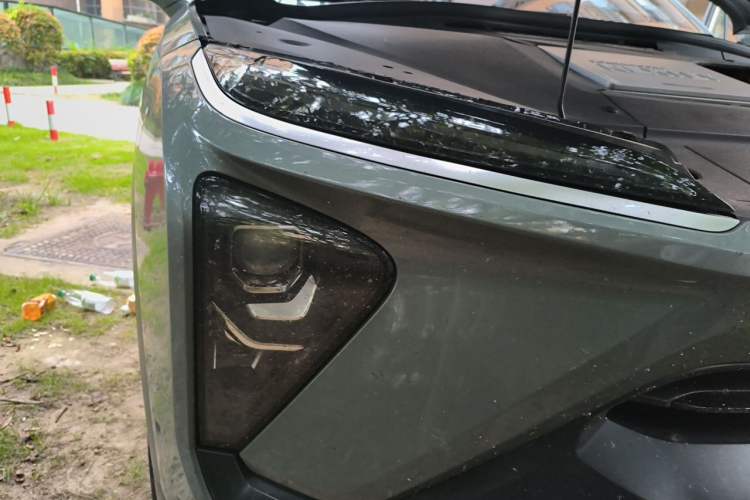 Used Nio EC6 2020 605 km Sport Edition Right Front Headlight