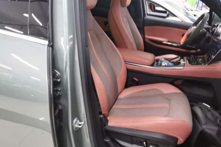 Used Nio EC6 2020 605 km Sport Edition Right Front Seat