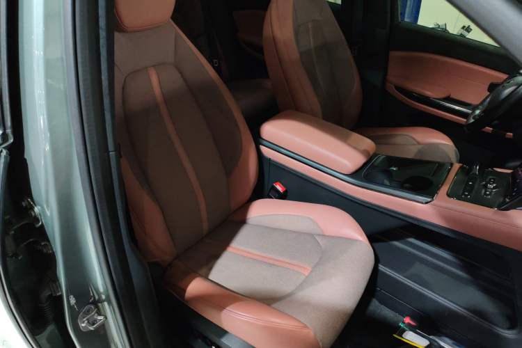 Used Nio EC6 2020 465 km Sport Edition Right Front Seat