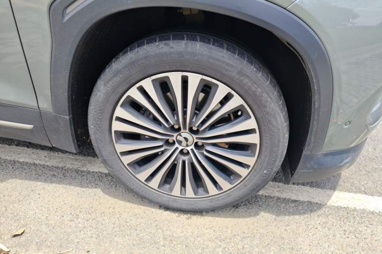 Used Nio EC6 2020 430 km Sport Version Right Front Wheel Hub