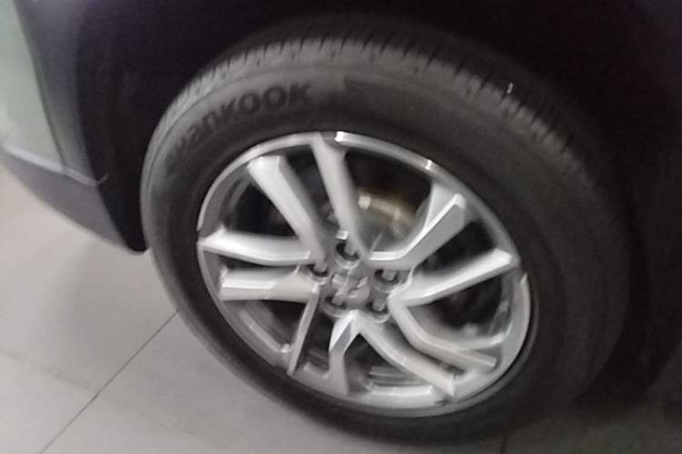 Used Nio EC6 2020 605 km Sport Edition Right Rear Wheel Hub