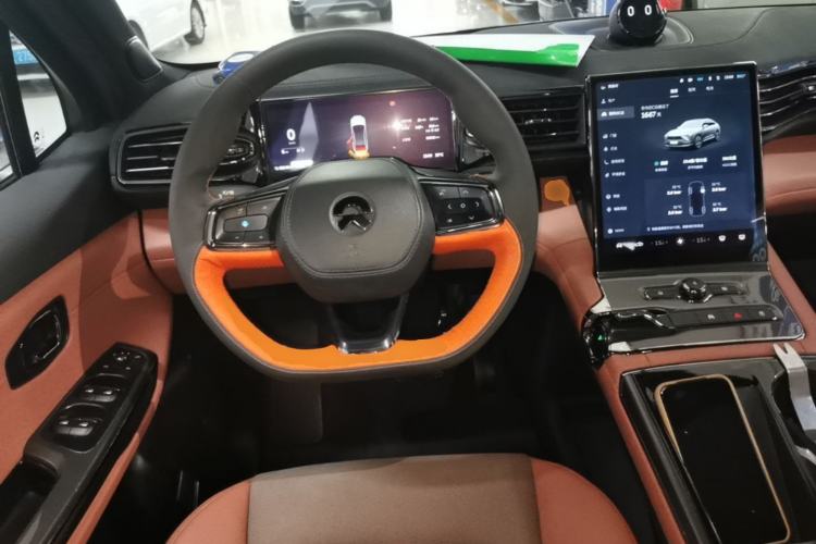 Used Nio EC6 2020 605 km Sport Edition Steering Wheel