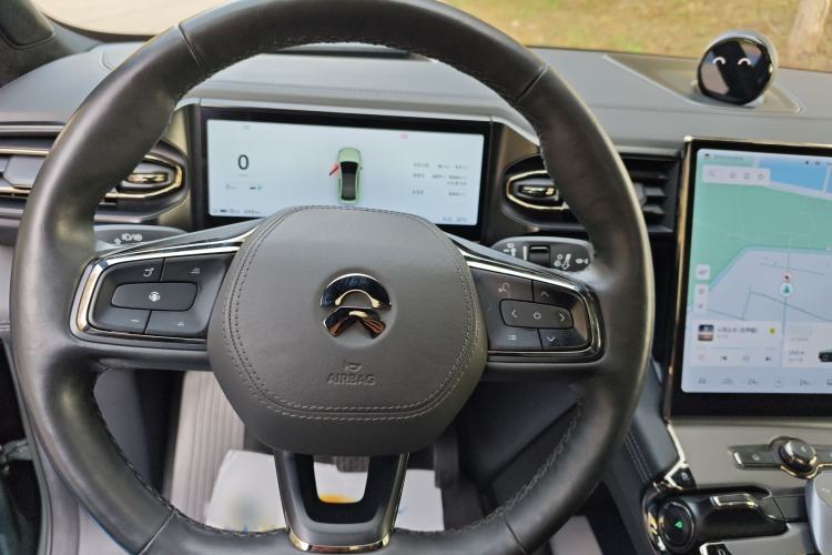Used Nio EC6 2020 615 km Performance Edition Steering Wheel