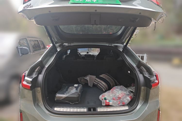 Used Nio EC6 2020 605 km Sport Edition Trunk