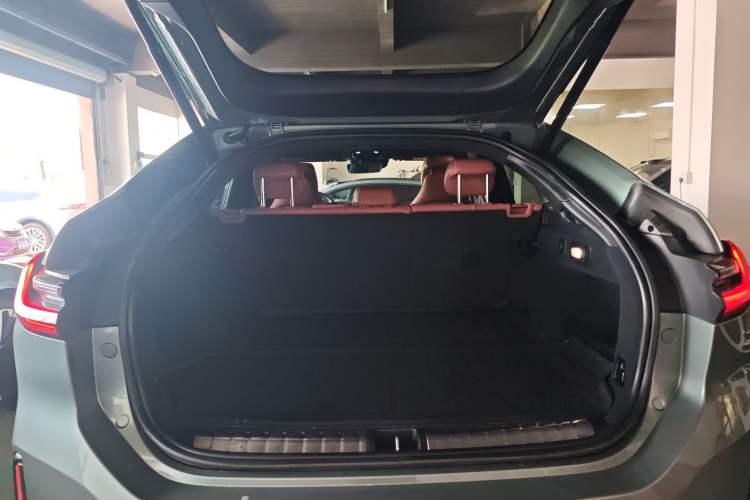 Used Nio EC6 2020 430 km Sport Version Trunk