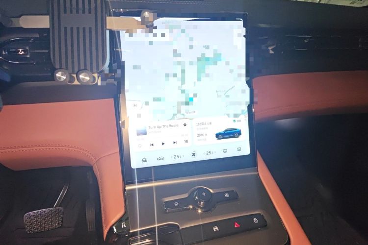 Used Nio EC6 2020 440KM Signature Edition Audio And AC Panel