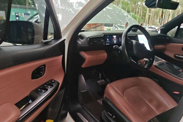 Used Nio EC6 2020 605 km Sport Edition Driver Seat