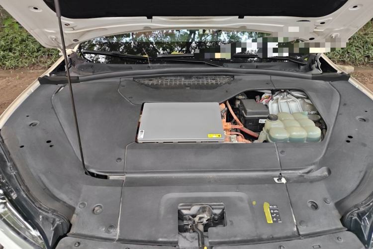 Used Nio EC6 2020 605 km Sport Edition Engine Bay