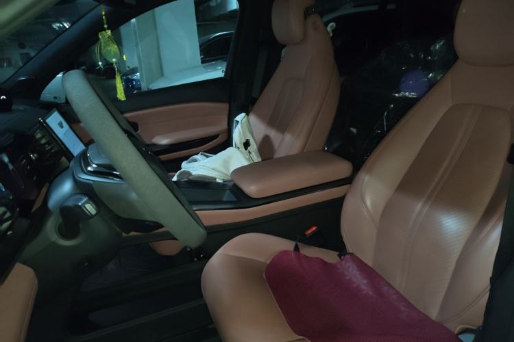 Used Nio EC6 2020 605 km Sport Edition Left Front Seat