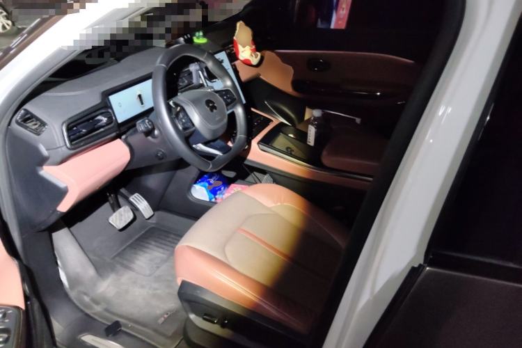 Used Nio EC6 2020 605 km Sport Edition Left Front Seat