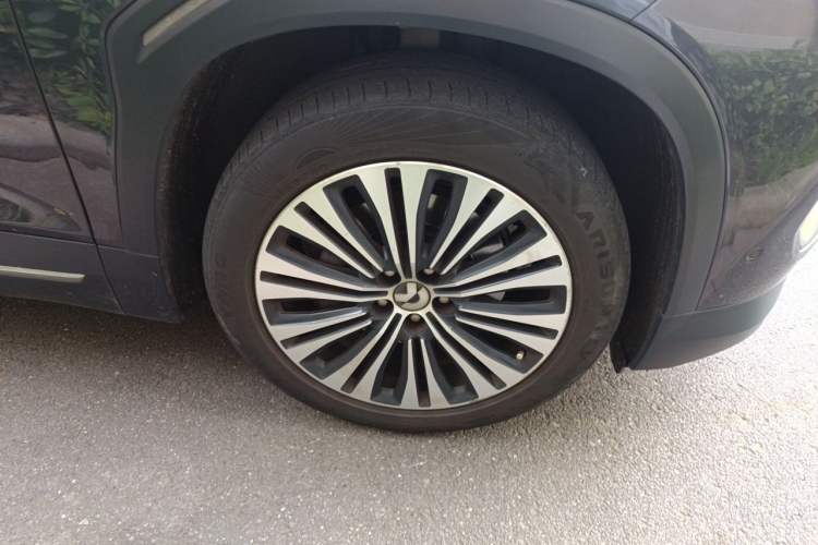 Used Nio EC6 2020 430 km Sport Version Right Front Wheel Hub