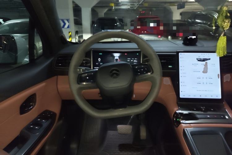 Used Nio EC6 2020 605 km Sport Edition Steering Wheel