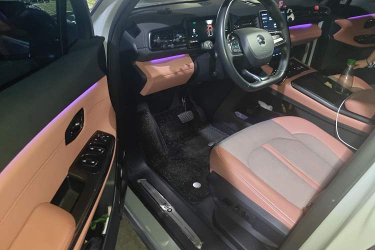 Used Nio EC6 2020 440 km Performance Version Driver Seat