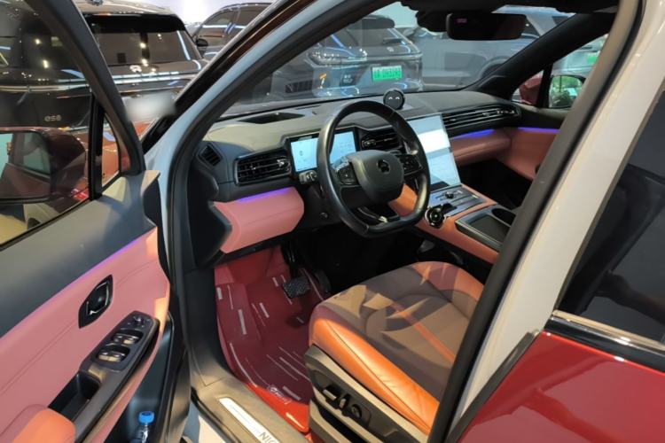 Used Nio EC6 2020 605 km Sport Edition Driver Seat