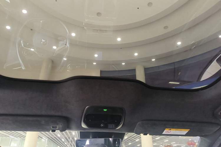 Used Nio EC6 2020 440 km Performance Version Headliner