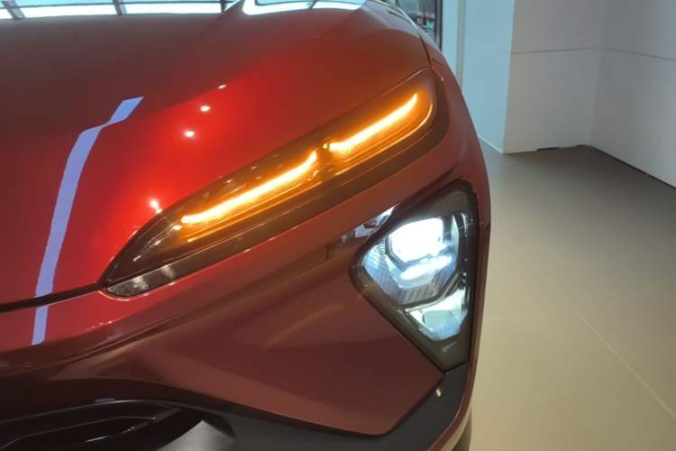 Used Nio EC6 2020 605 km Sport Edition Left Front Headlight