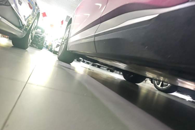 Used Nio EC6 2020 430 km Sport Version Left Side Sill