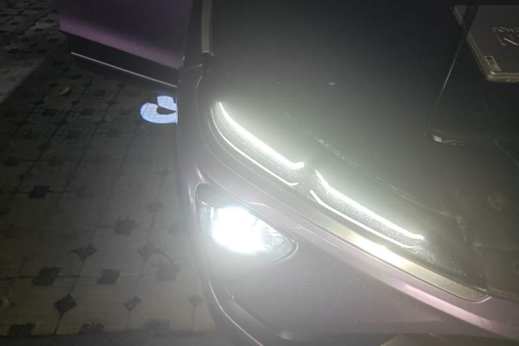 Used Nio EC6 2020 440 km Performance Version Right Front Headlight