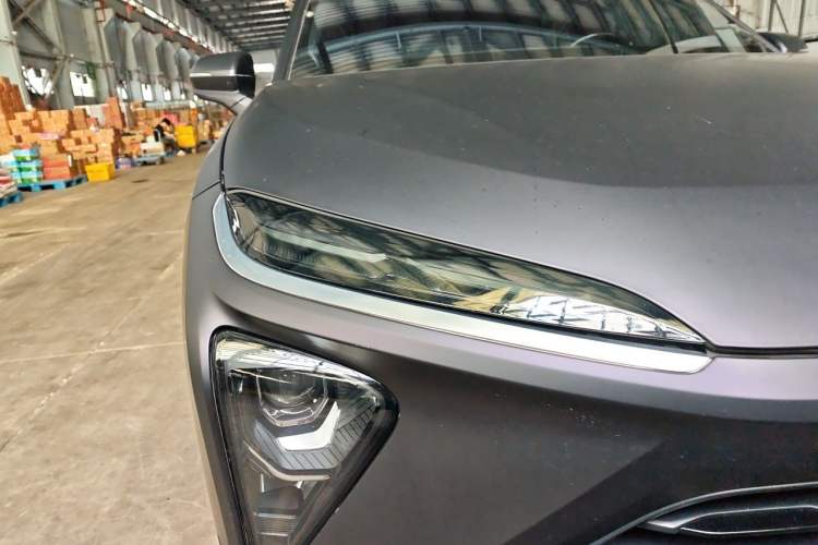 Used Nio EC6 2020 465 km Sport Edition Right Front Headlight