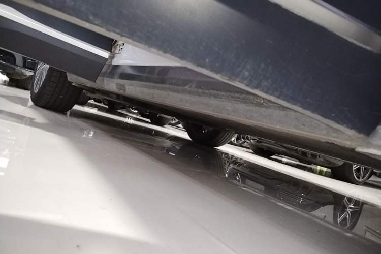 Used Nio EC6 2020 430 km Sport Version Right Side Sill