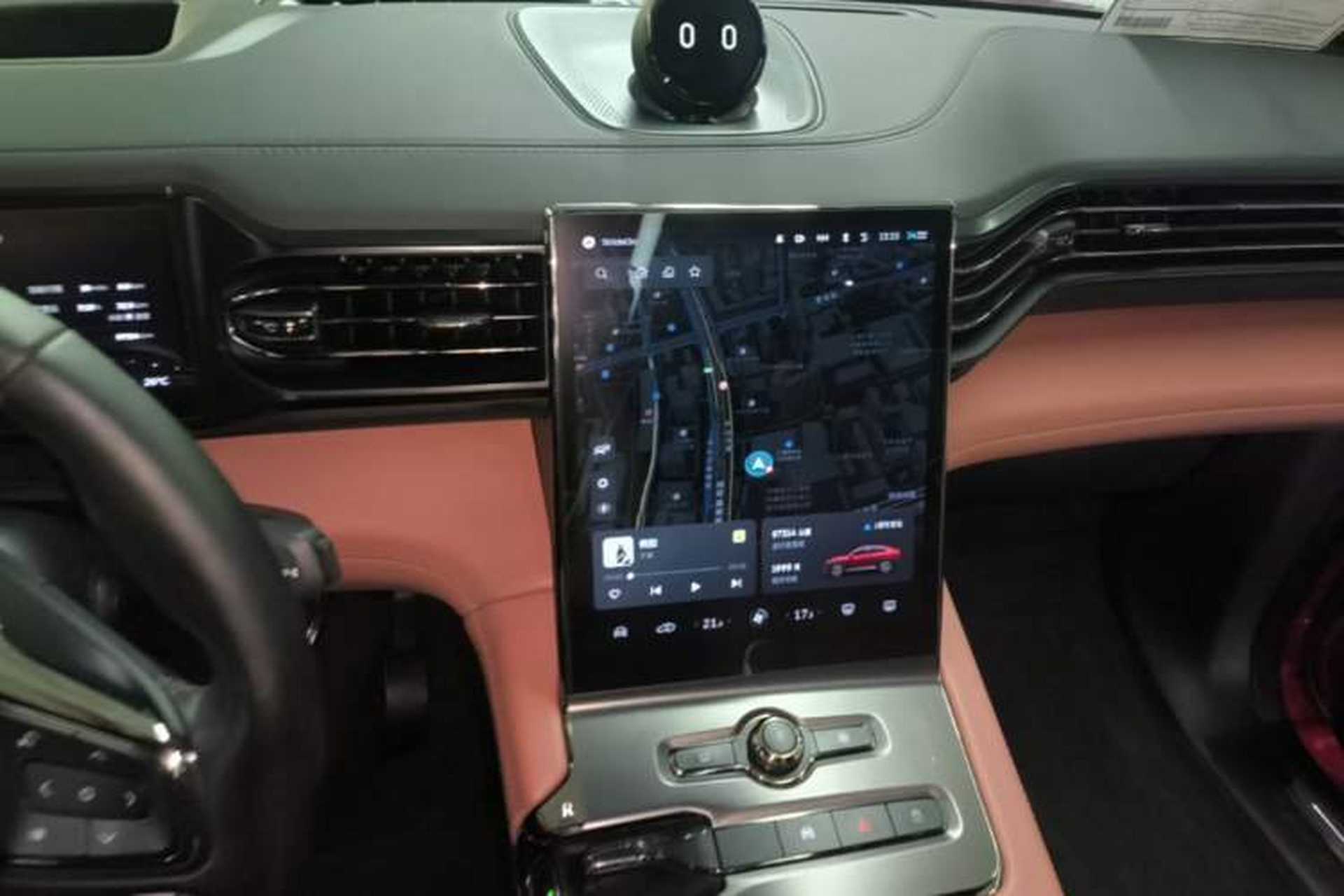 Used Nio EC6 2020 615 km Signature Edition Audio And AC Panel