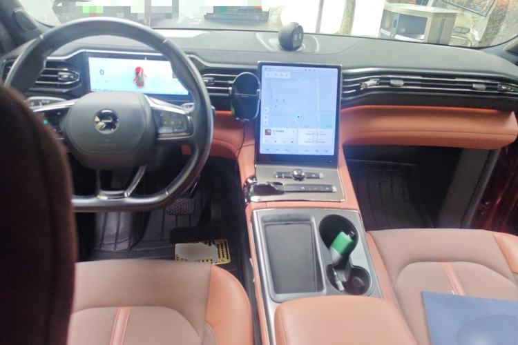 Used Nio EC6 2020 440 km Performance Version Center Console