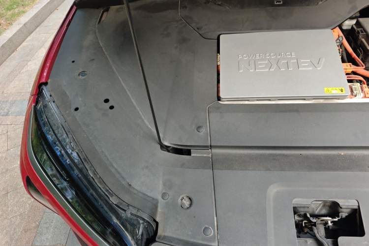 Used Nio EC6 2020 430 km Sport Version Engine Bay Right