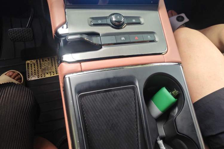 Used Nio EC6 2020 440 km Performance Version Gear Lever