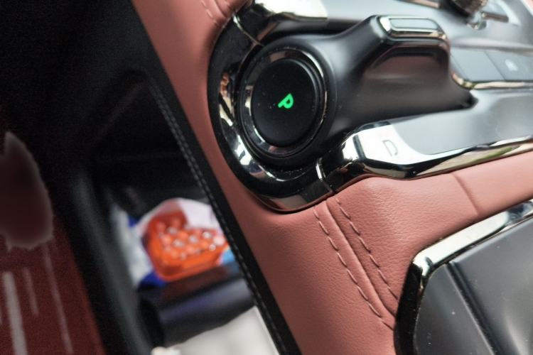 Used Nio EC6 2020 605 km Sport Edition Gear Lever