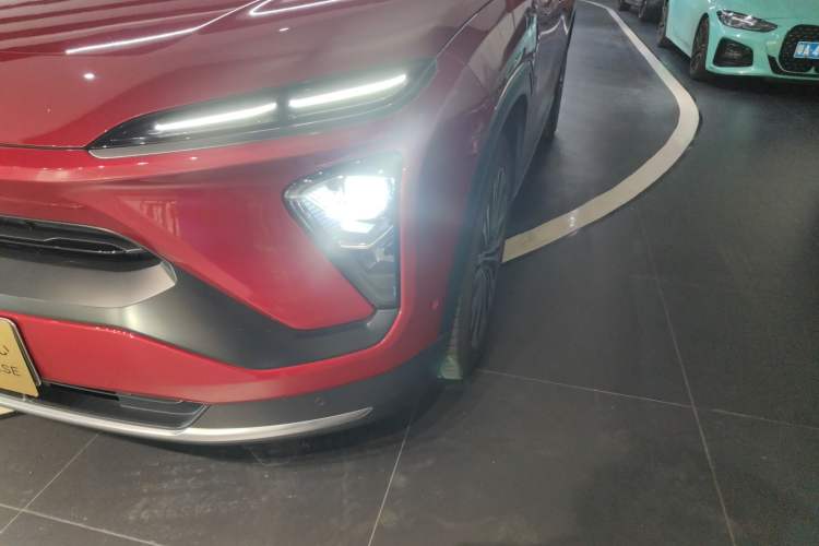 Used Nio EC6 2020 615 km Performance Edition Left Front Headlight