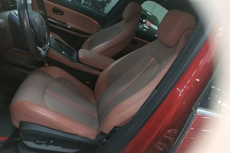 Used Nio EC6 2020 465 km Sport Edition Left Front Seat