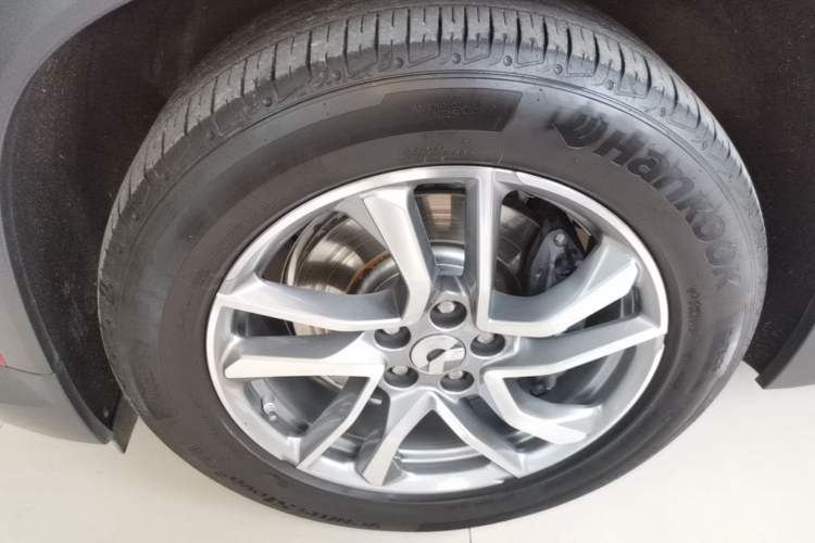 Used Nio EC6 2020 430 km Sport Version Left Front Wheel Hub