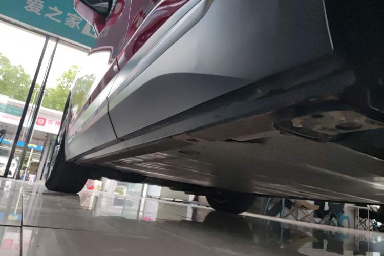 Used Nio EC6 2020 440 km Performance Version Left Side Sill