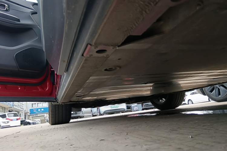 Used Nio EC6 2020 430 km Sport Version Left Side Sill