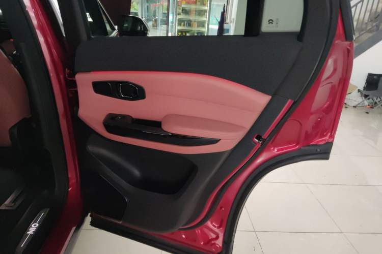 Used Nio EC6 2020 440 km Performance Version Right Rear Door Interior