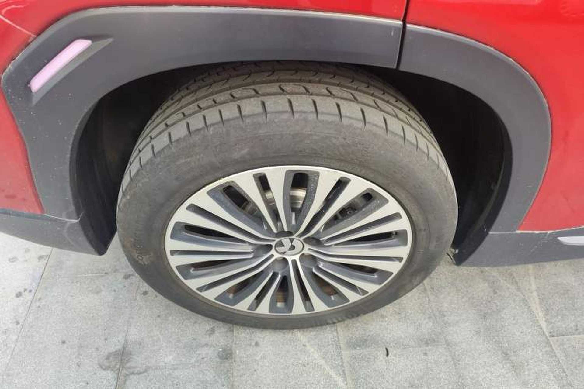 Used Nio EC6 2020 605 km Sport Edition Right Rear Wheel Hub