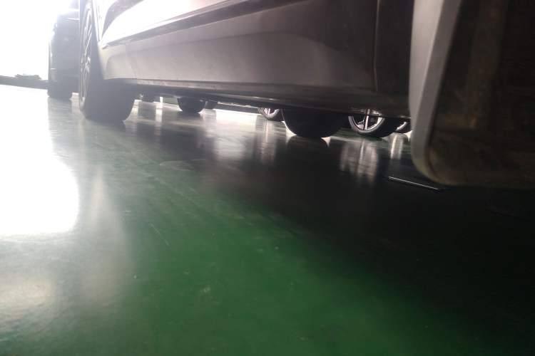 Used Nio EC6 2020 430 km Sport Version Right Side Sill