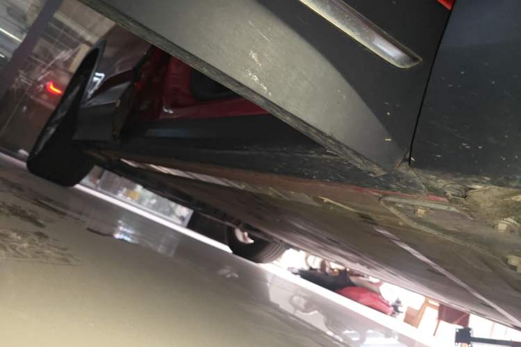 Used Nio EC6 2020 430 km Sport Version Right Side Sill