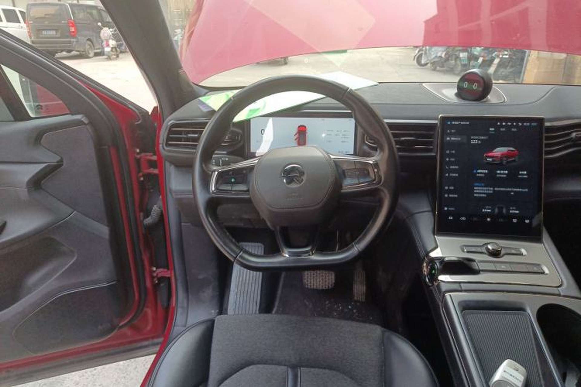Used Nio EC6 2020 605 km Sport Edition Steering Wheel