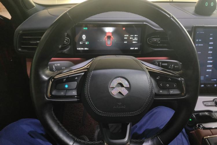 Used Nio EC6 2020 615 km Performance Edition Steering Wheel