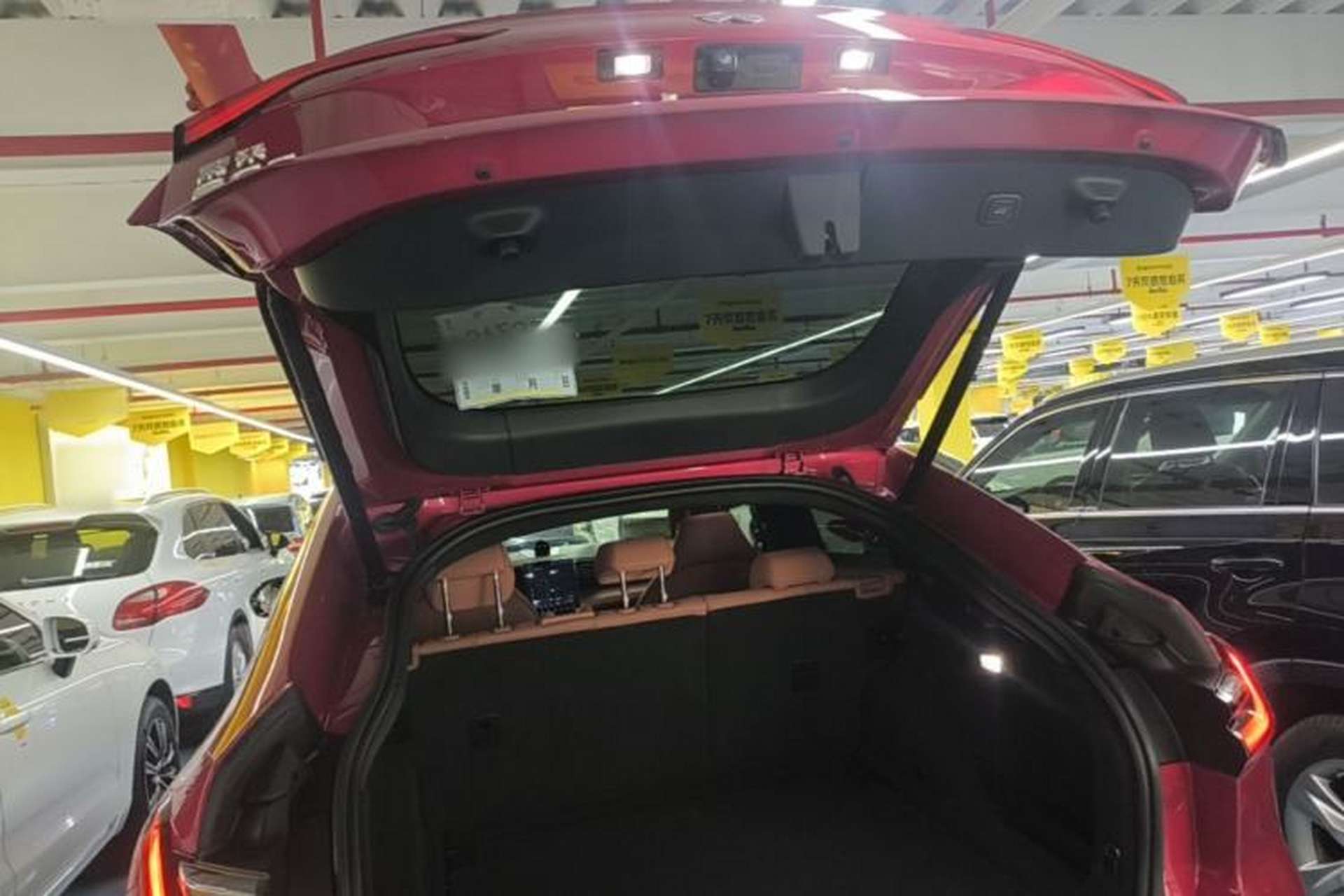 Used Nio EC6 2020 615 km Signature Edition Trunk