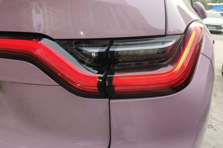 Used Nio EC6 2020 430 km Sport Version Right Rear Taillight