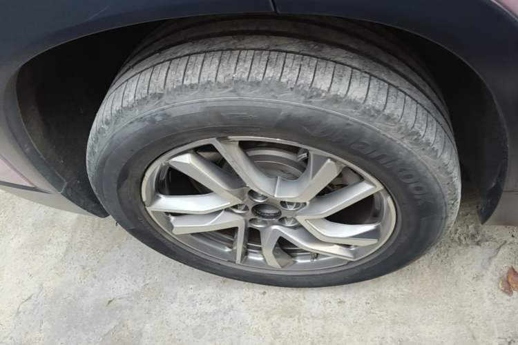 Used Nio EC6 2020 430 km Sport Version Right Rear Wheel Hub