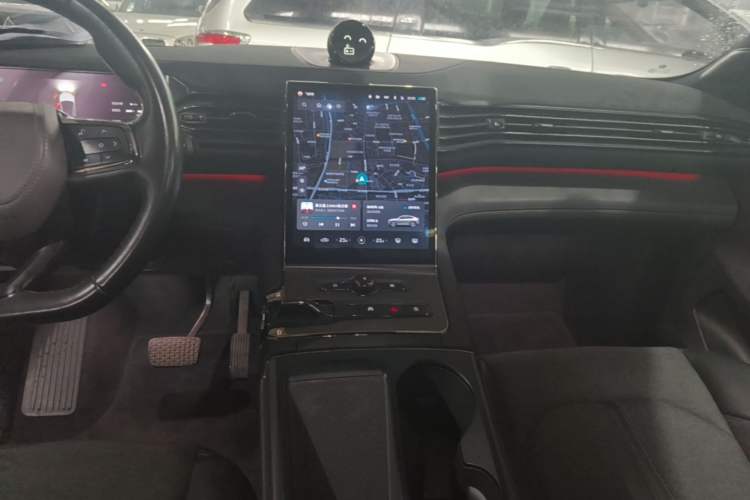 Used Nio EC6 2020 605 km Sport Edition Audio And AC Panel
