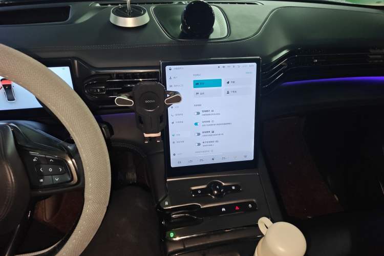 Used Nio EC6 2020 615 km Performance Edition Audio And AC Panel