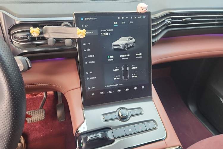 Used Nio EC6 2020 605 km Sport Edition Audio And AC Panel