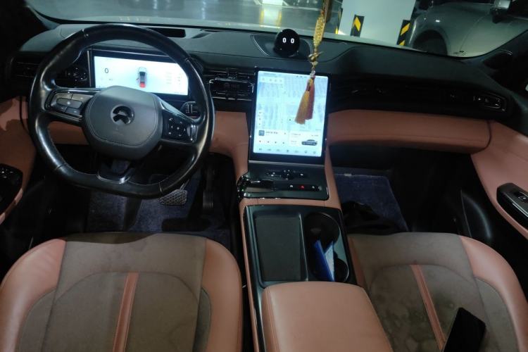 Used Nio EC6 2020 475 km Performance Version Center Console