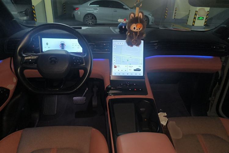 Used Nio EC6 2020 465 km Sport Edition Center Console