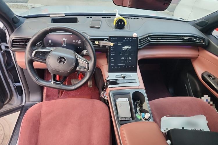 Used Nio EC6 2020 605 km Sport Edition Center Console