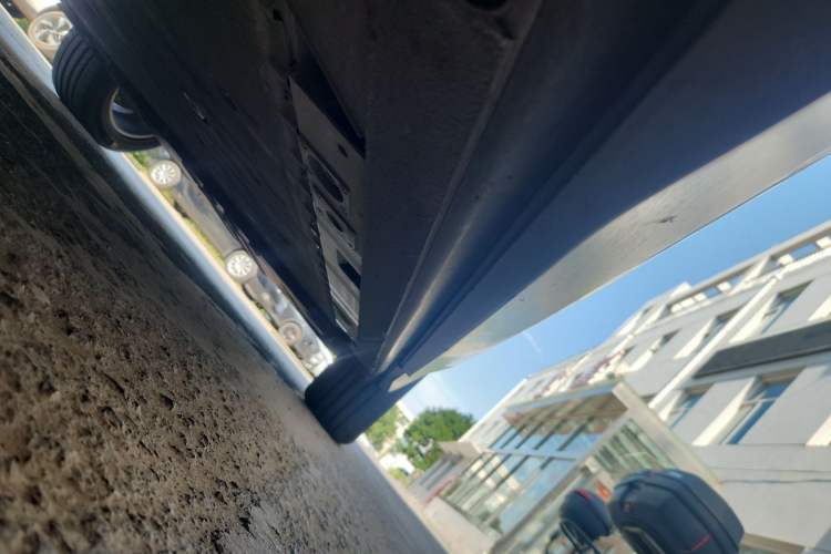 Used Nio EC6 2020 605 km Sport Edition Chassis Front Left